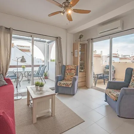 Penthouse Apartment *
